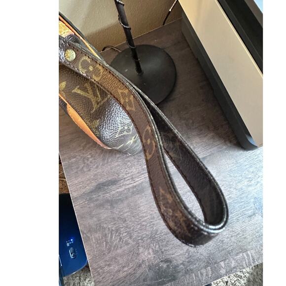 LOUIS VUITTON VINTAGE MONOGRAM POCHETTE MARLY DRAGONNE WRISTLET - Picture 8 of 11